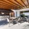 Beachfront Villa Carpe Diem