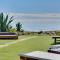 Beachfront Villa Carpe Diem