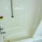 Continental Inn & Suites