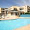 The White Pearl Apartment Direct Ocean Views Top Floor