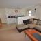 3 Varis Apartments