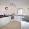 3 Varis Apartments