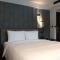 Reddot Hotel
