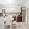 Hometown Apartment by PikHost