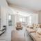 Rooftop Apartment with Private Pool by PikHost