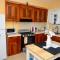 Cozy one bedroom apartment pool side