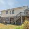 Bowen. Hot Tub, Pets OK, Well Maintained, Short Walk to Beach, WiFi
