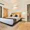 Super Townhouse Menka