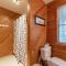 Shore is Fun - Duck, Poteskeet, Beach 480 Yds, 3 Min. Walk to Downtown, Pool, Hot Tub, YR Flex