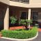 Tuscana Motor Lodge