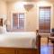 Silver Palms Inn & Historic Homes