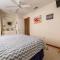Fun N Sun - Nags Head MP 16, 250 Ft to Beach Access, Pool, Pets OK, YR Flex Stays