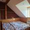Jaśkowa Chata Bieszczady apartament z basenem nr 1i2