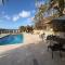 Cruz Bay Tropical Condo