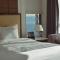Baymond Hotel