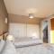 3 Croftside