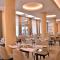 Ajax Hotel