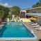 Ocean Lodge