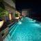 Luxury Studios Key 7