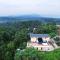 SaffronStays Bellini, Karjat