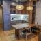 Designer Family Chalet I 5 min walk to Ski Lifts & 1 min to Shops I Mountain View