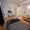 Grosses Apartment Aschaffenburg 4 Schlafzimmer für bis zu 11 Gäste AschaffApartment Mainaschaff