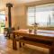 Hillview Cottages
