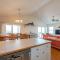 A Shore Thing - KDH MP 6, Oceanside, Beach Less than 300 Yds, Hot Tub, Pets OK, Flex Stays