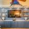 Raspberry Duck - Duck Landing, 525 Yds to Beach, Pool, Tiki Bar, Hot Tub, Close to Downtown