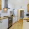 4 Bed in Holt oc-87148