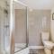 4 Bed in Holt oc-87148