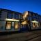 The Queens Head Hotel