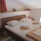 Apartmani Roza Lopar