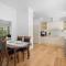 The Birch House - Silver Birches Accommodation Bright