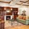 Country Inn & Suites by Radisson, Conway, AR