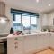 2 Bed in Croyde oc-18lead