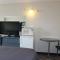 Plains Motor Inn