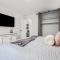 Bright & Spacious 2 Bedroom, Quiet Bright & Spacious 2 Bedroom, Quiet