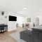 Modern 1BR - Fast WiFi - Coffee Bar - Pet Friendly