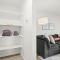 Modern 1BR - Fast WiFi - Coffee Bar - Pet Friendly