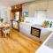 CROYDE HALLGREIN 4 Bedrooms