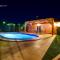 Holiday home Orange with heated pool and parking