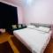 Daisy Hostel & Tour