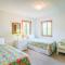 Sandy Drawers - Duck, Tuckahoe, 250 Yards to Beach, Pool, Hot Tub, Community Pool, Tennis