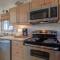 Into the Sun - Corolla, Villages at Ocean Hill, 75 Yds to Beach, Hot Tub, Community Pool, Pets OK, Flex Stays