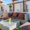 Beachfront two bedrooms house Casa Toral