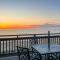 Ocean Song - 2 Bedroom Oceanfront Penthouse Condo in Kill Devil Hills, Spacious Layout