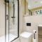 Rock Mill - Stunning Studio Apartment