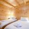 Larch - Uk31134