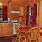 Tranquil Timbers Deluxe Cabin 6